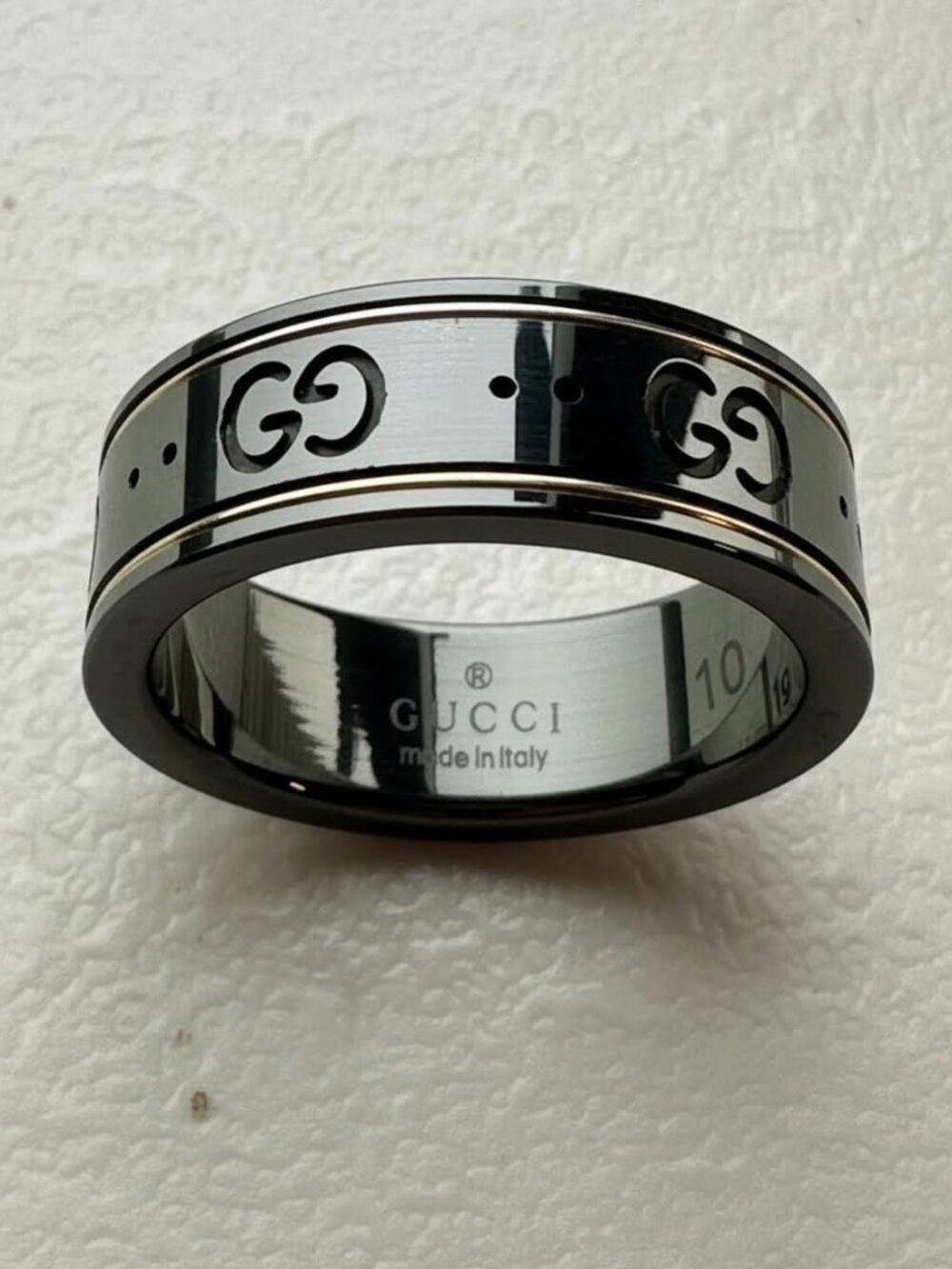 Gucci Black and White Gold Ceramic Ring sz 10